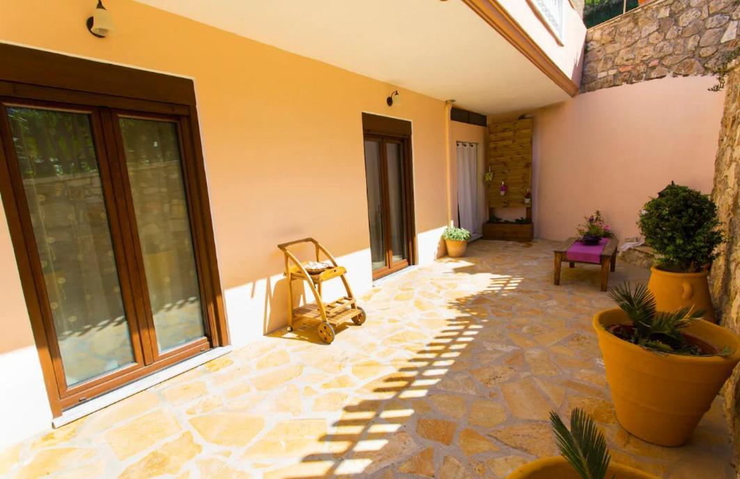 Amaryllis House Apartment Parga Bagian luar foto